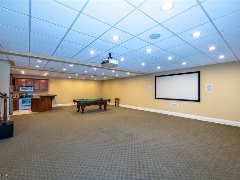 4025 Meadowvale Court, Akron, OH 44333 Photo 35