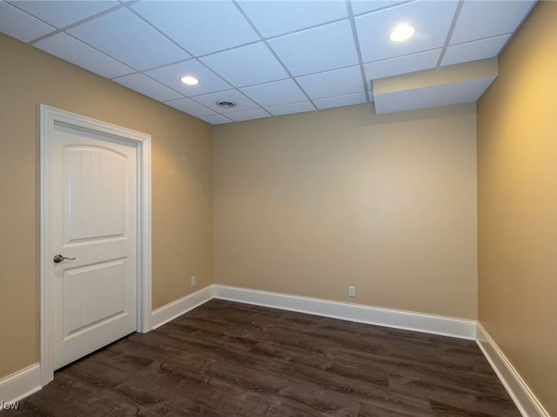 4025 Meadowvale Court, Akron, OH 44333 Photo 39