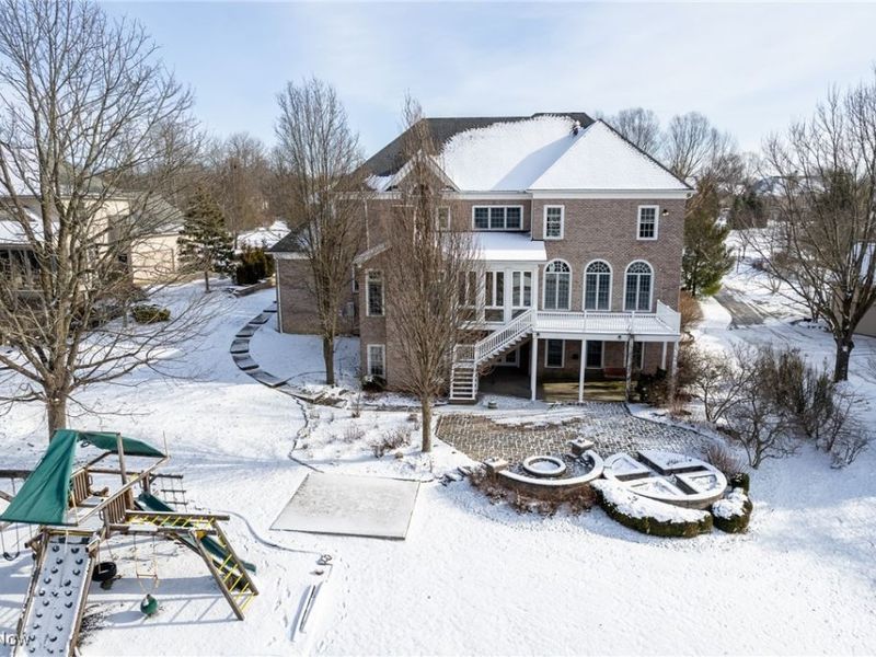 4025 Meadowvale Court, Akron, OH 44333 Photo 47