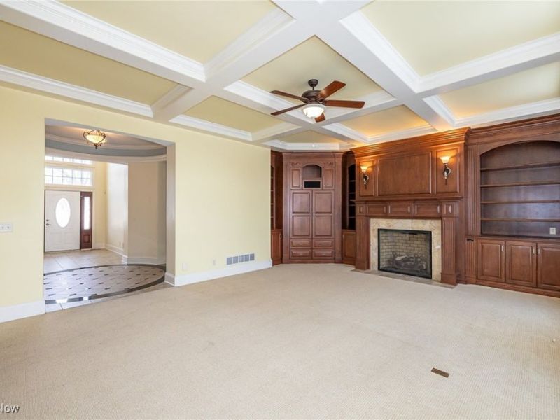 4025 Meadowvale Court, Akron, OH 44333 Photo 5