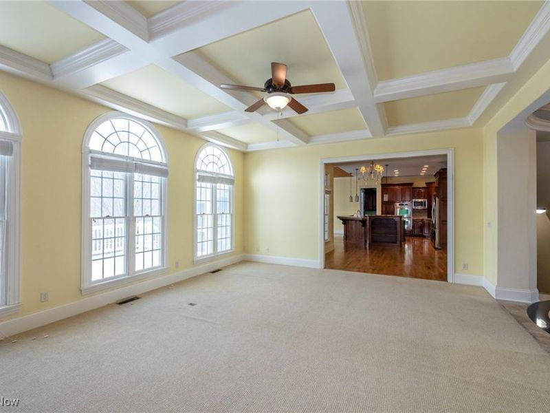 4025 Meadowvale Court, Akron, OH 44333 Photo 6