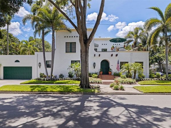 1920 CHERRY STREET NE, ST PETERSBURG, FL 33704