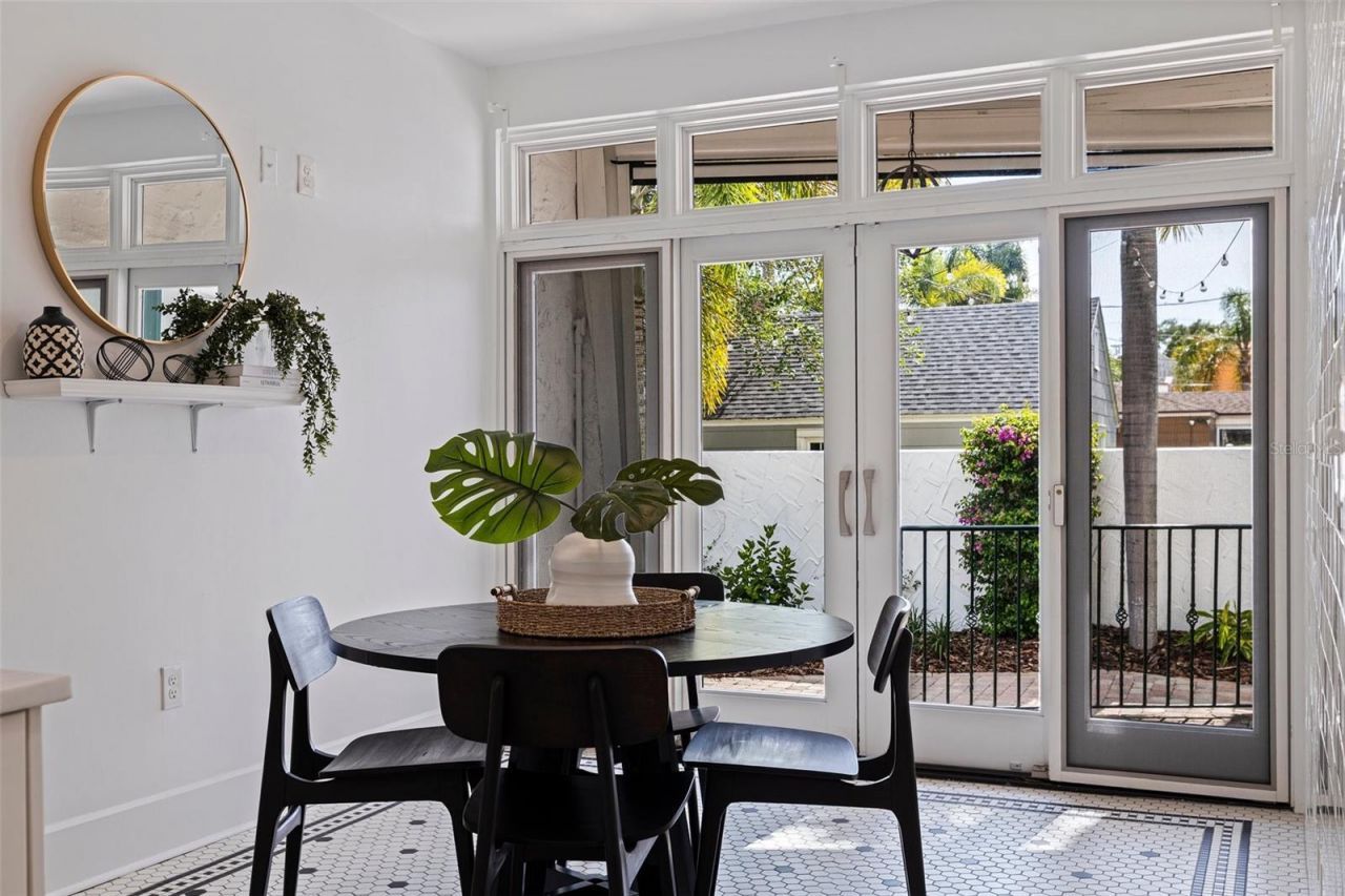 1920 Cherry Street Ne, Saint Petersburg, FL 33704 Photo