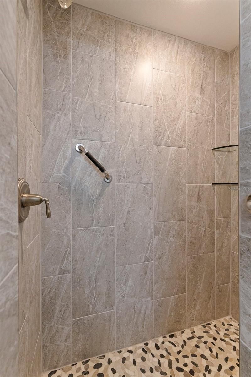 1920 Cherry Street Ne, Saint Petersburg, FL 33704 Photo