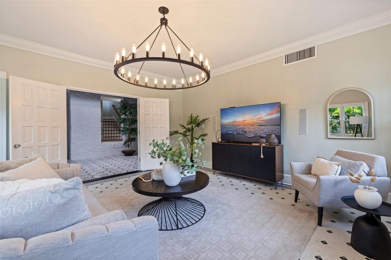 1920 Cherry Street Ne, Saint Petersburg, FL 33704 Photo