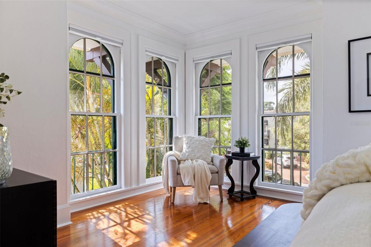 1920 Cherry Street Ne, Saint Petersburg, FL 33704 Photo