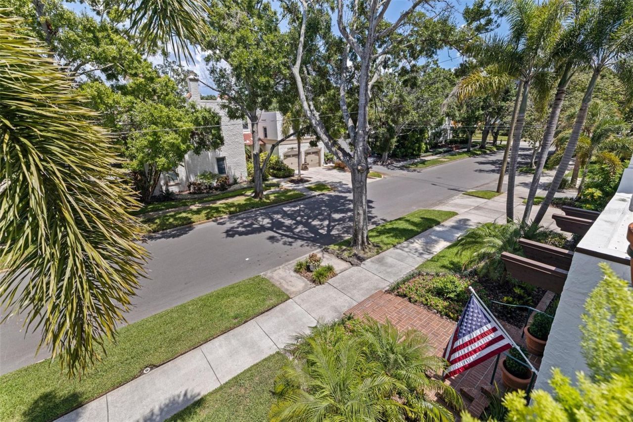 1920 Cherry Street Ne, Saint Petersburg, FL 33704 Photo