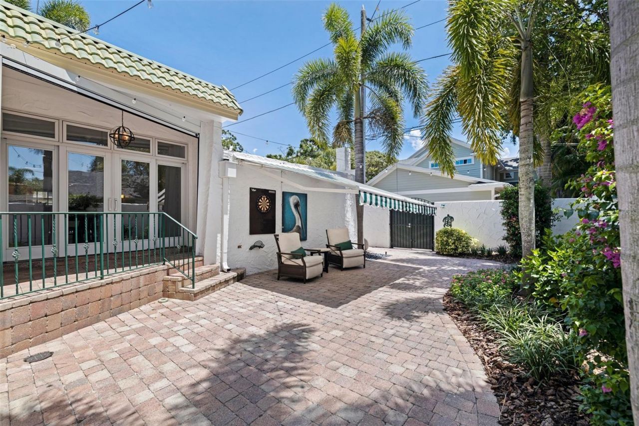 1920 Cherry Street Ne, Saint Petersburg, FL 33704 Photo