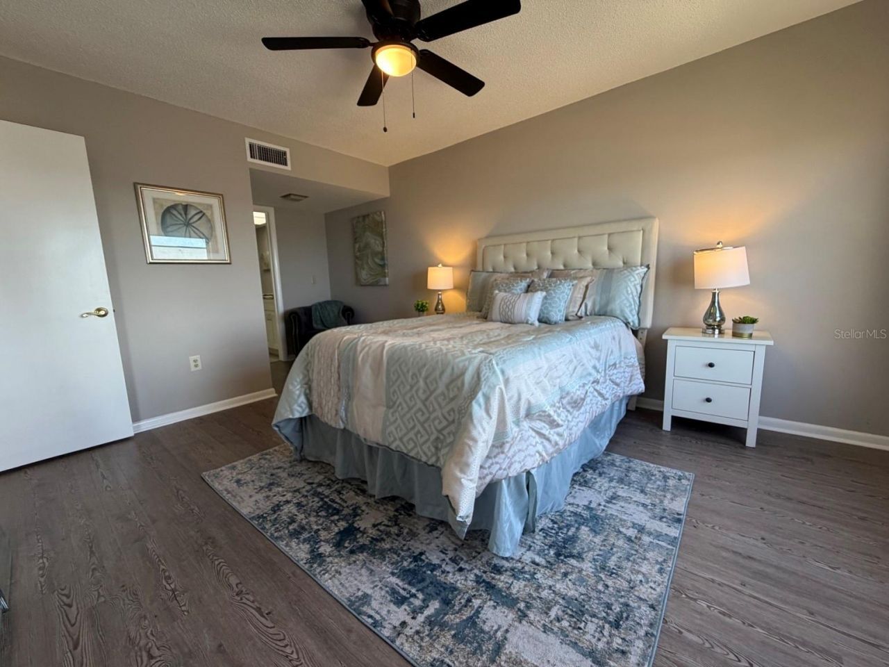 4900 Brittany Drive S, Unit 610, Saint Petersburg, FL 33715 Photo