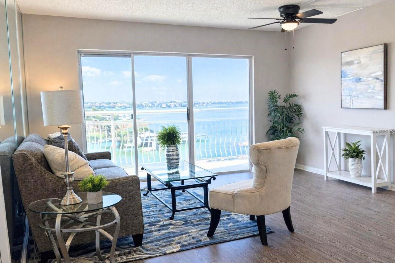 4900 Brittany Drive S, Unit 610, Saint Petersburg, FL 33715 Photo