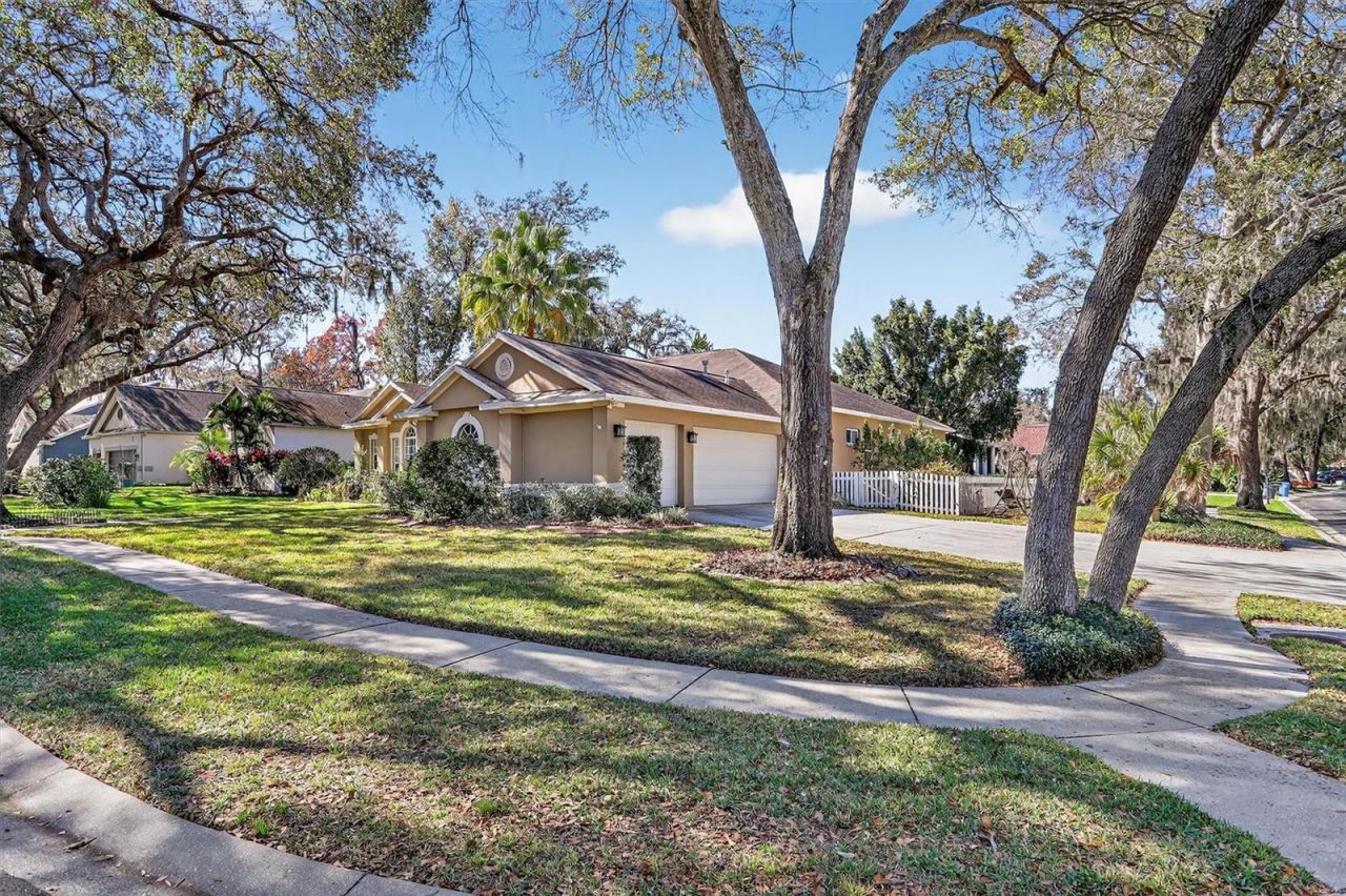 502 Little Eagle Court, Valrico, FL 33594 Photo