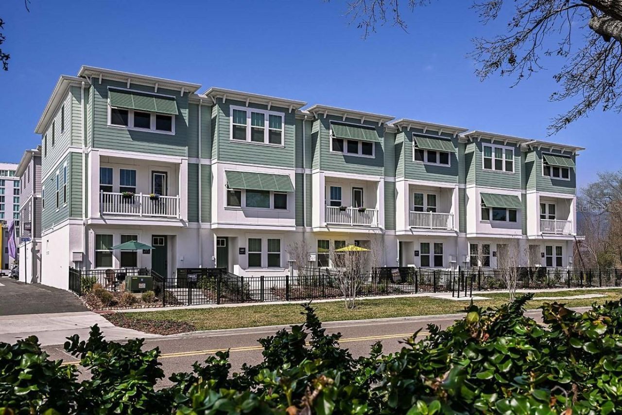 482 31st Way N, Saint Petersburg, FL 33713 Photo