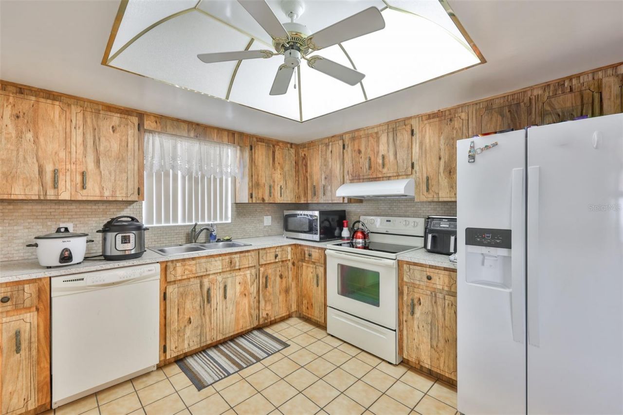 5534 22nd Avenue N, Saint Petersburg, FL 33710 Photo