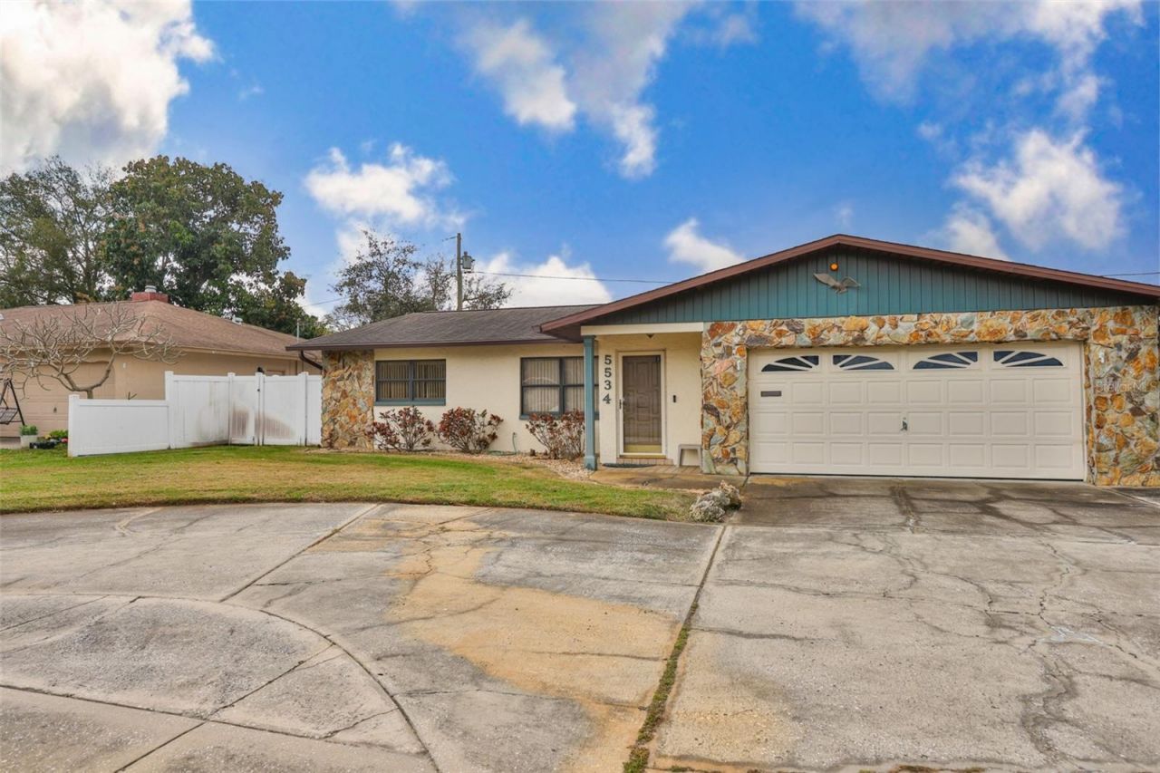 5534 22nd Avenue N, Saint Petersburg, FL 33710 Photo