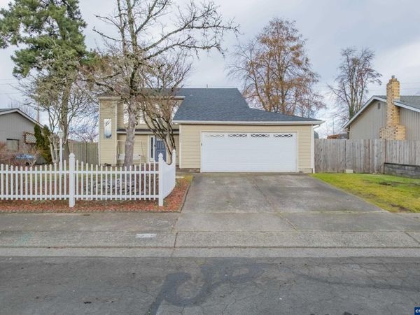 2337 40th Av SE, Albany, OR 97322