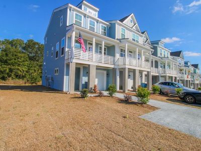406 Katies Scenic Court, Wando, SC 29492