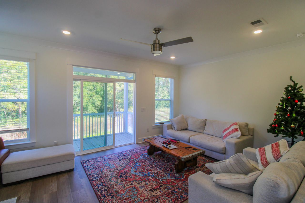 406 Katies Scenic Court Photo 8