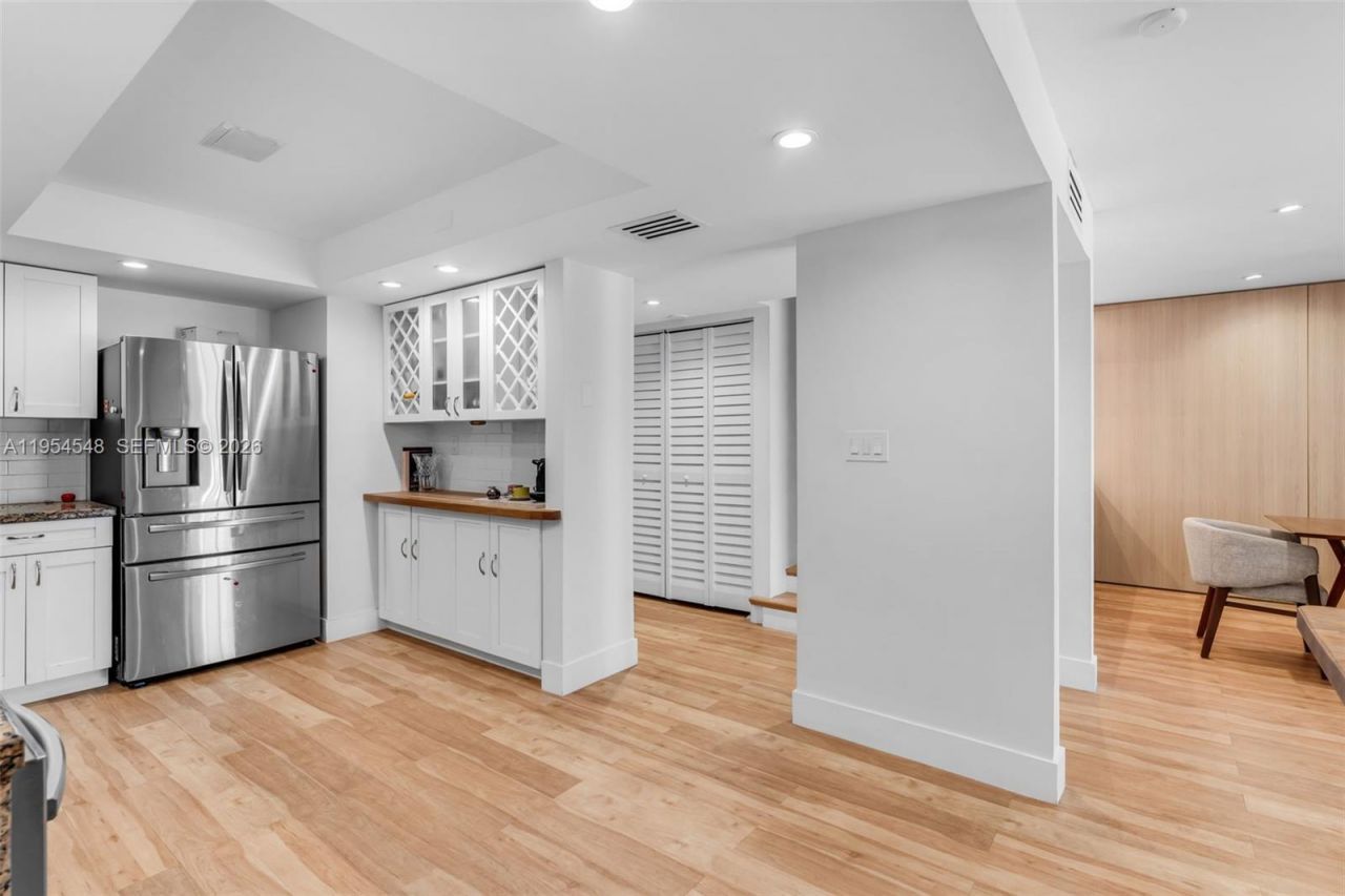 6611 SW 72nd St, Unit 38, South Miami, FL 33143 Photo