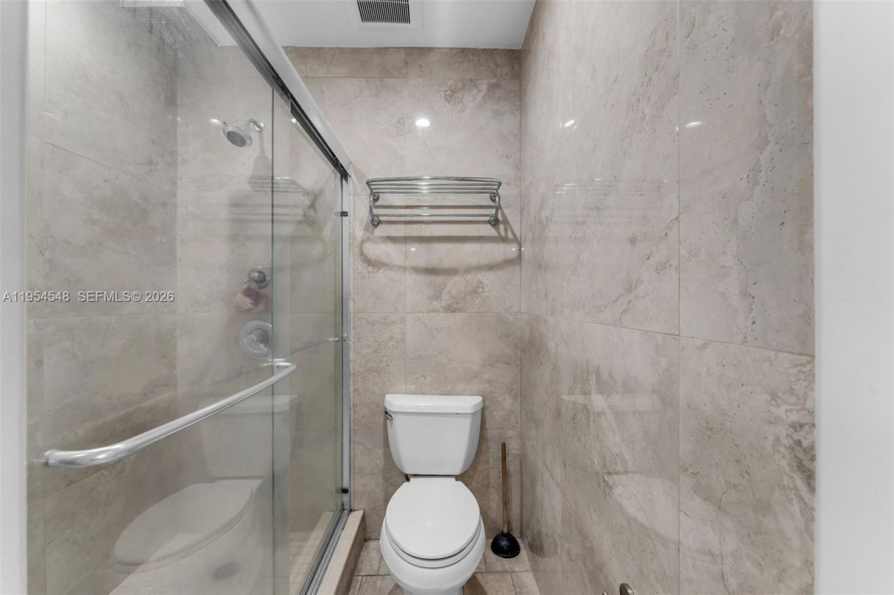 6611 SW 72nd St, Unit 38, South Miami, FL 33143 Photo