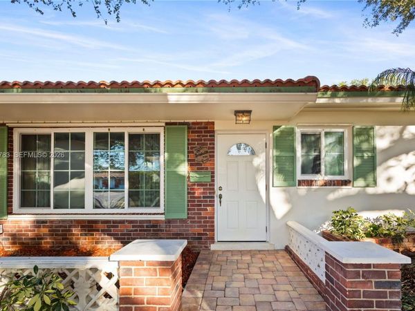 2201 NW 87th Ave, Pembroke Pines, FL 33024