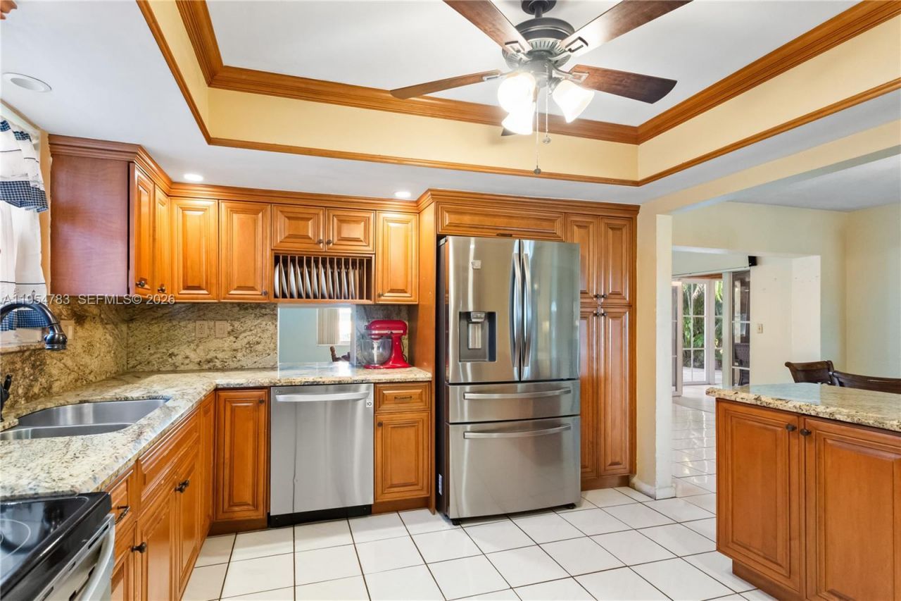 2201 NW 87th Ave, Pembroke Pines, FL 33024 Photo