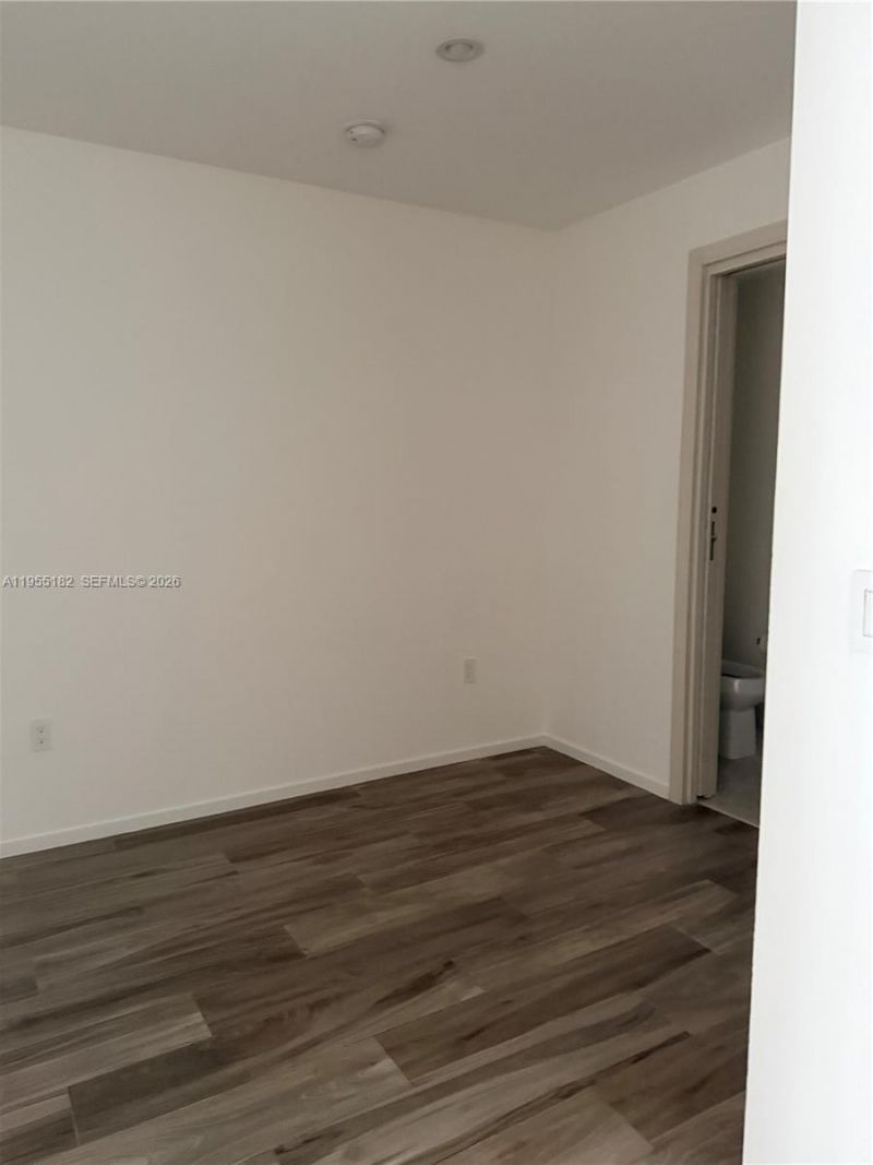 801 S Miami Ave , Unit 2002, Miami, FL 33130 Photo