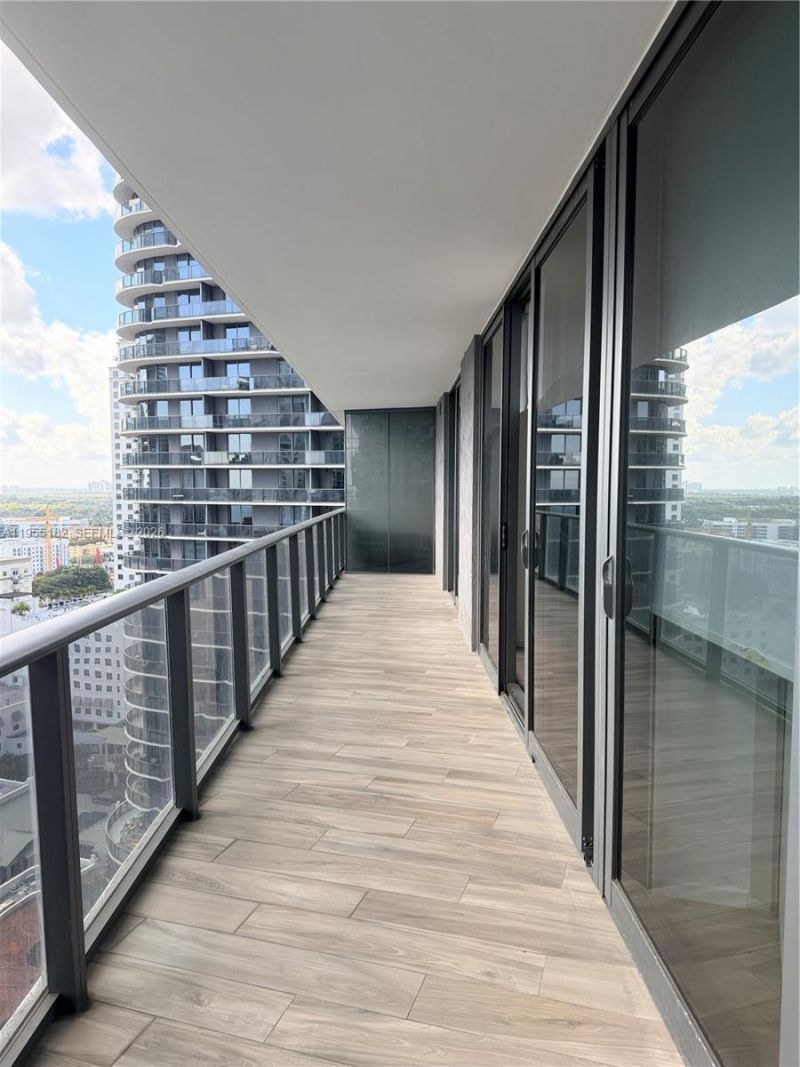 801 S Miami Ave , Unit 2002, Miami, FL 33130 Photo