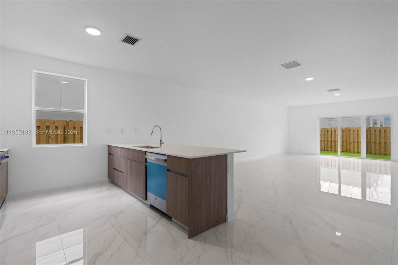 27333 SW 133rd Path, Homestead, FL 33032 Photo