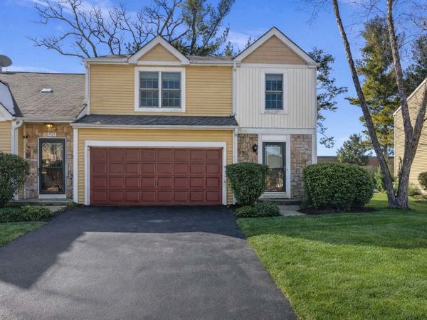 1923 Ozark Parkway, Algonquin, IL 60102