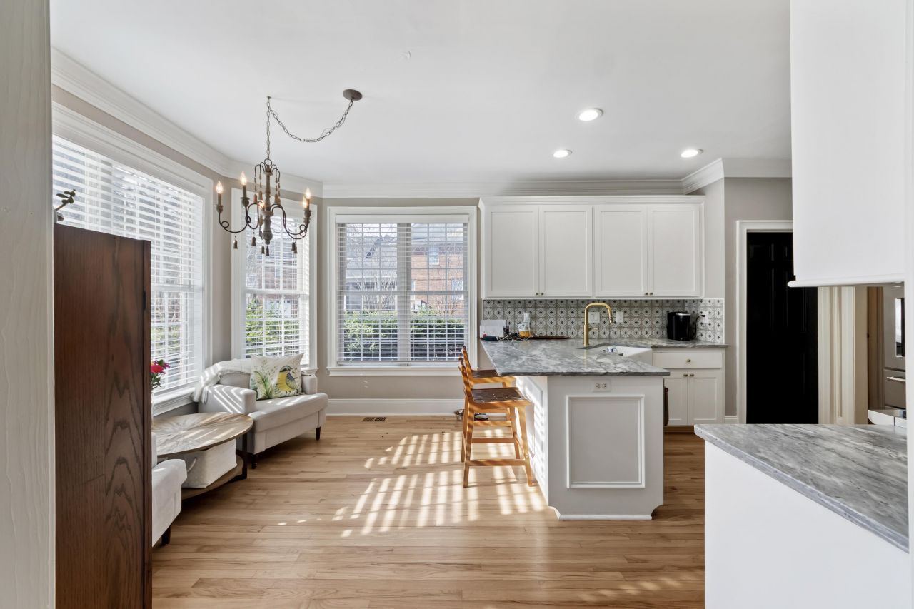 8704 E Fairway Woods Circle Photo 13