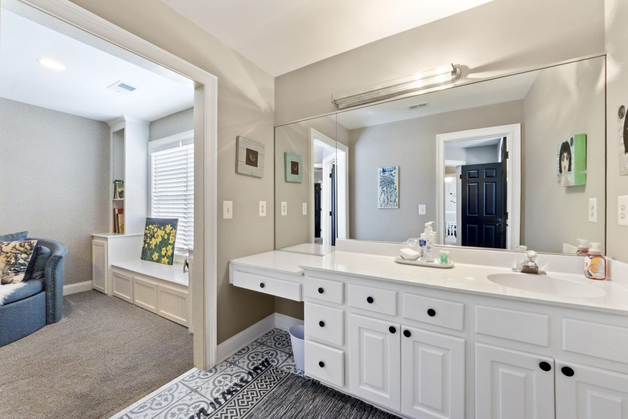 8704 E Fairway Woods Circle Photo 26