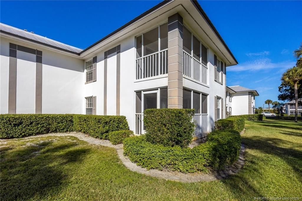806 SE Central Parkway, Unit 6, Stuart, FL 34994 Photo