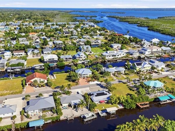 5304 Ann Arbor DR, BOKEELIA, FL 33922