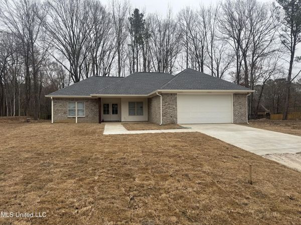 5252 Skylark Drive, Byram, MS 39272