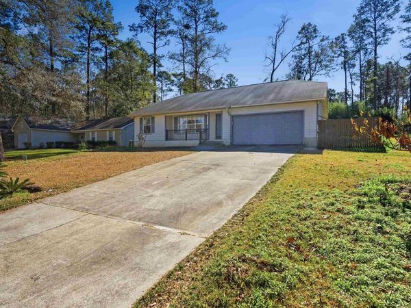 8341 Chickasaw Trail, Tallahassee, FL 32312