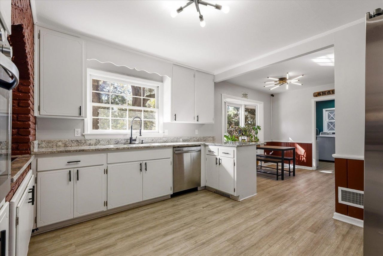 2409 Perez Avenue, Tallahassee, FL 32304 Photo