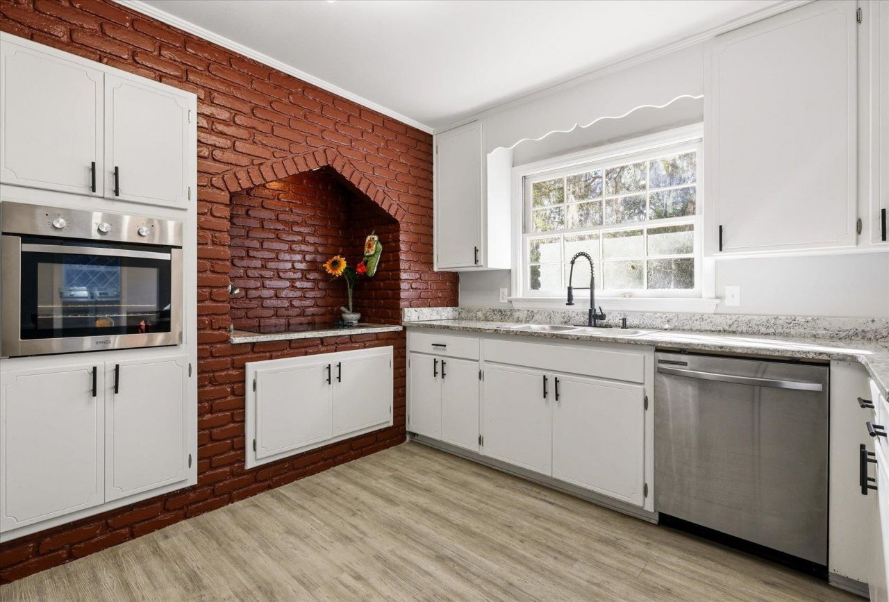 2409 Perez Avenue, Tallahassee, FL 32304 Photo