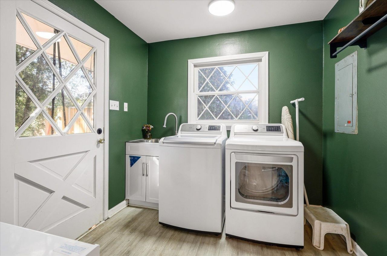 2409 Perez Avenue, Tallahassee, FL 32304 Photo