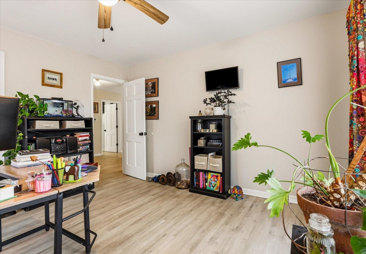 2409 Perez Avenue, Tallahassee, FL 32304 Photo