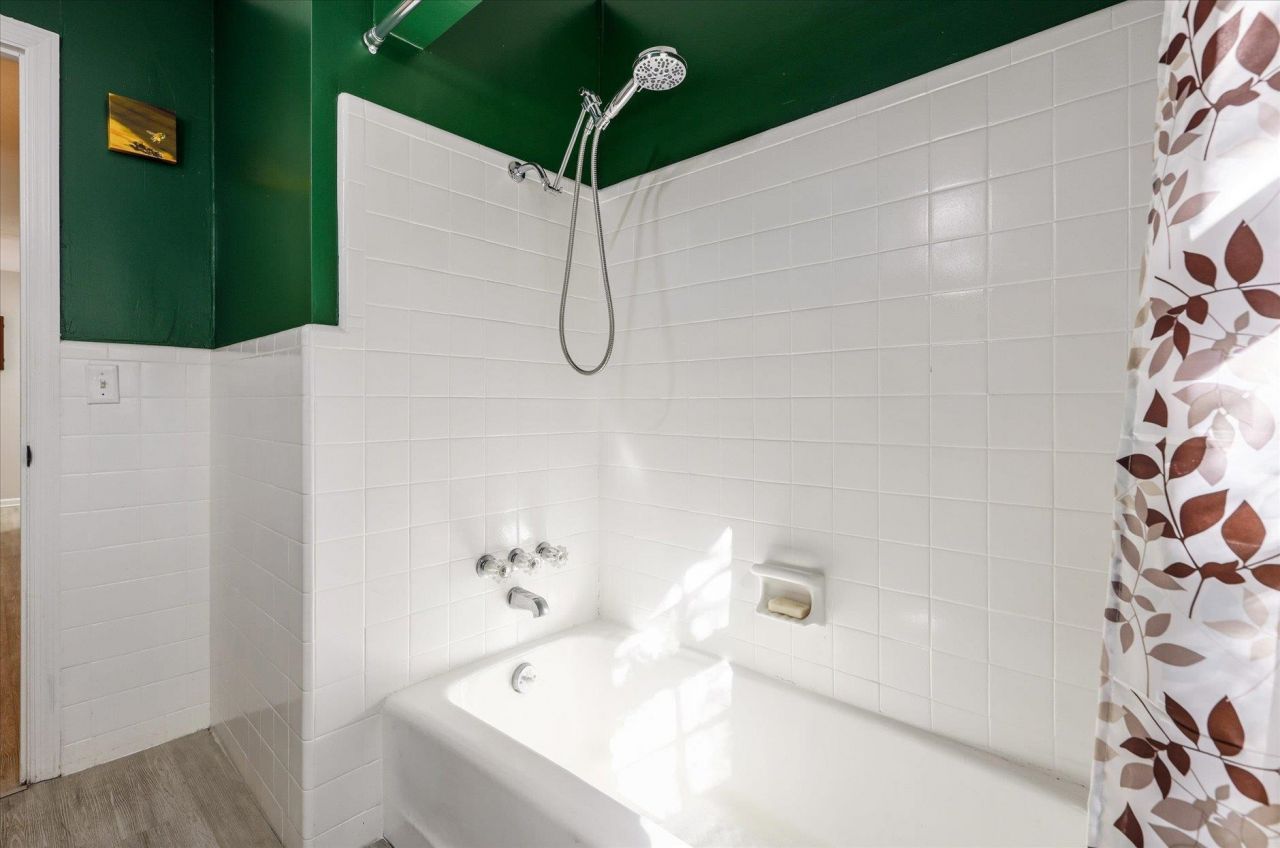 2409 Perez Avenue, Tallahassee, FL 32304 Photo