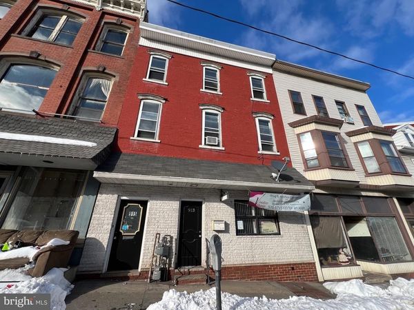 913 CENTRE STREET, ASHLAND, PA 17921