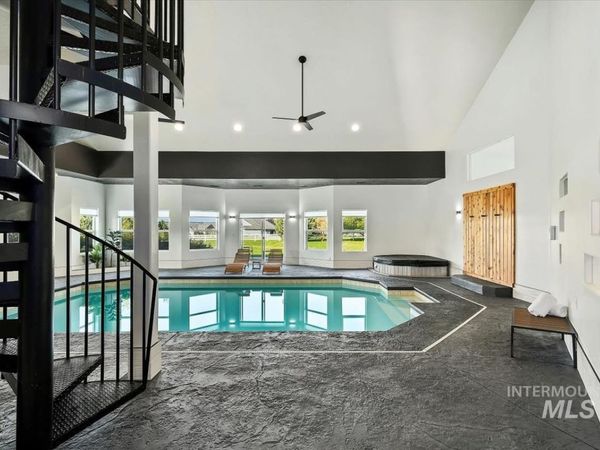 2095 N Meridian Rd, Eagle, ID 83616