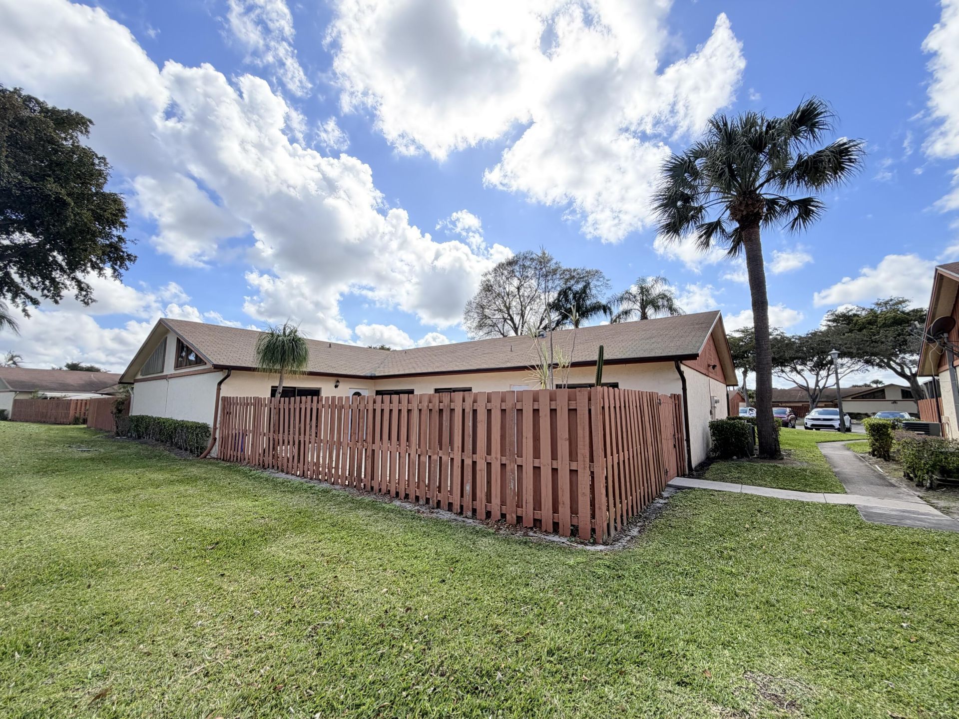 1040 Summit Place Circle, Unit B, West Palm Beach, FL 33415 Main Photo