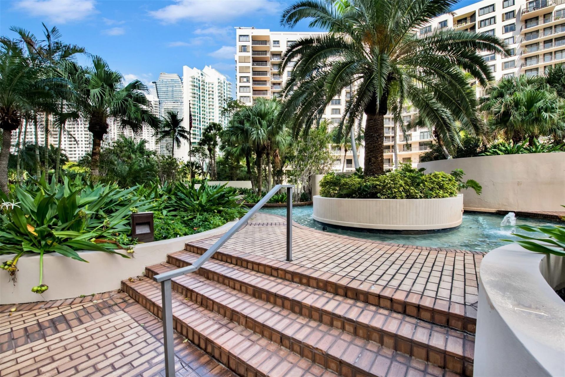 520 E Brickell Key Dr Unit Bh25, Unit BH25, Miami, FL 33131 Photo