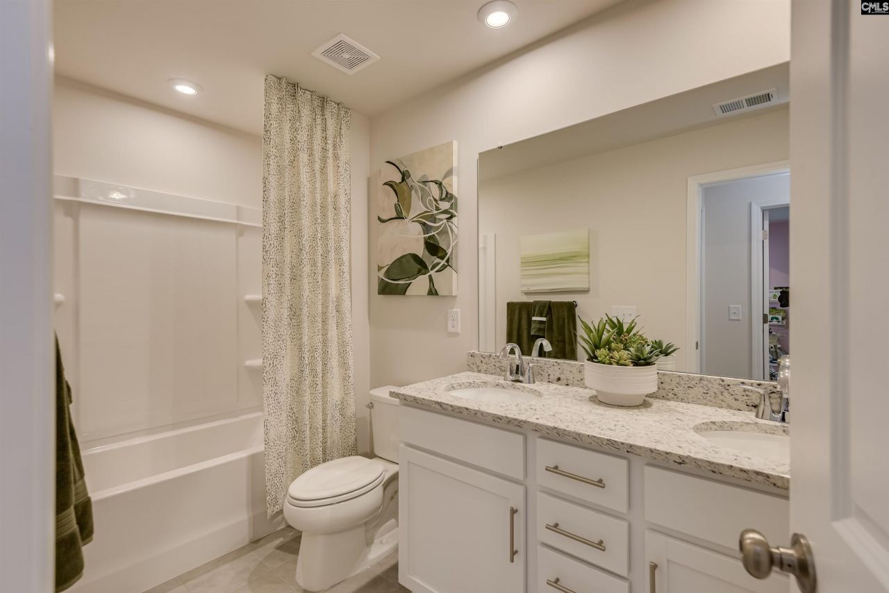 585 Edenwood Drive  Photo 33