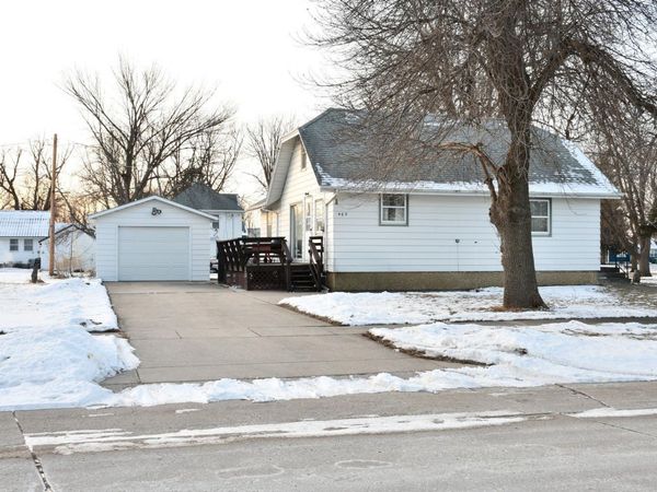 402 Rohrer Street, Round Lake, MN 56167