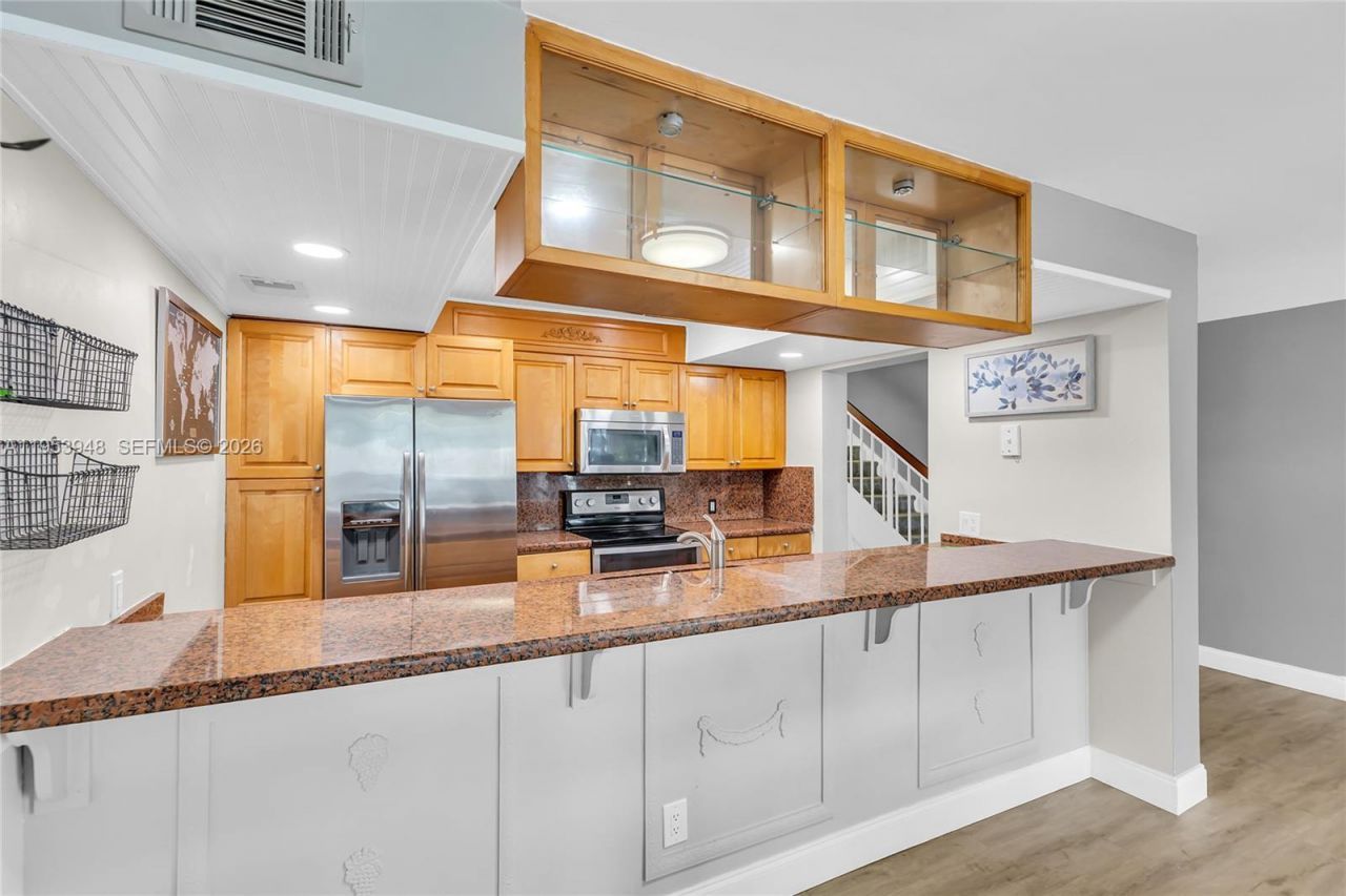 1551 NW 113th Ave, Pembroke Pines, FL 33026 Photo