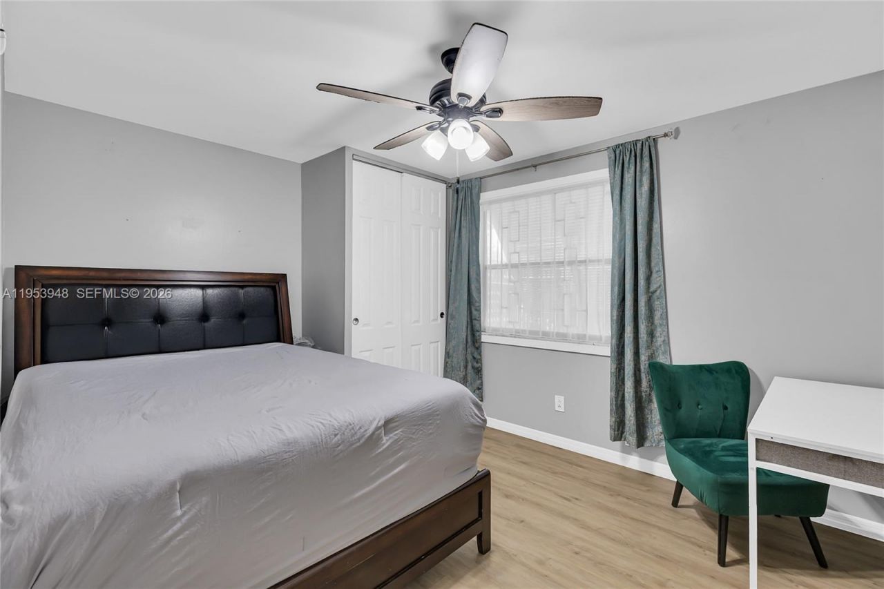 1551 NW 113th Ave, Pembroke Pines, FL 33026 Photo