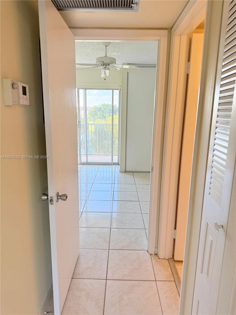 850 SW 133rd Ter, Unit 416B, Pembroke Pines, FL 33027 Photo