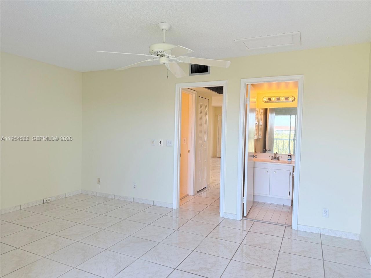 850 SW 133rd Ter, Unit 416B, Pembroke Pines, FL 33027 Photo